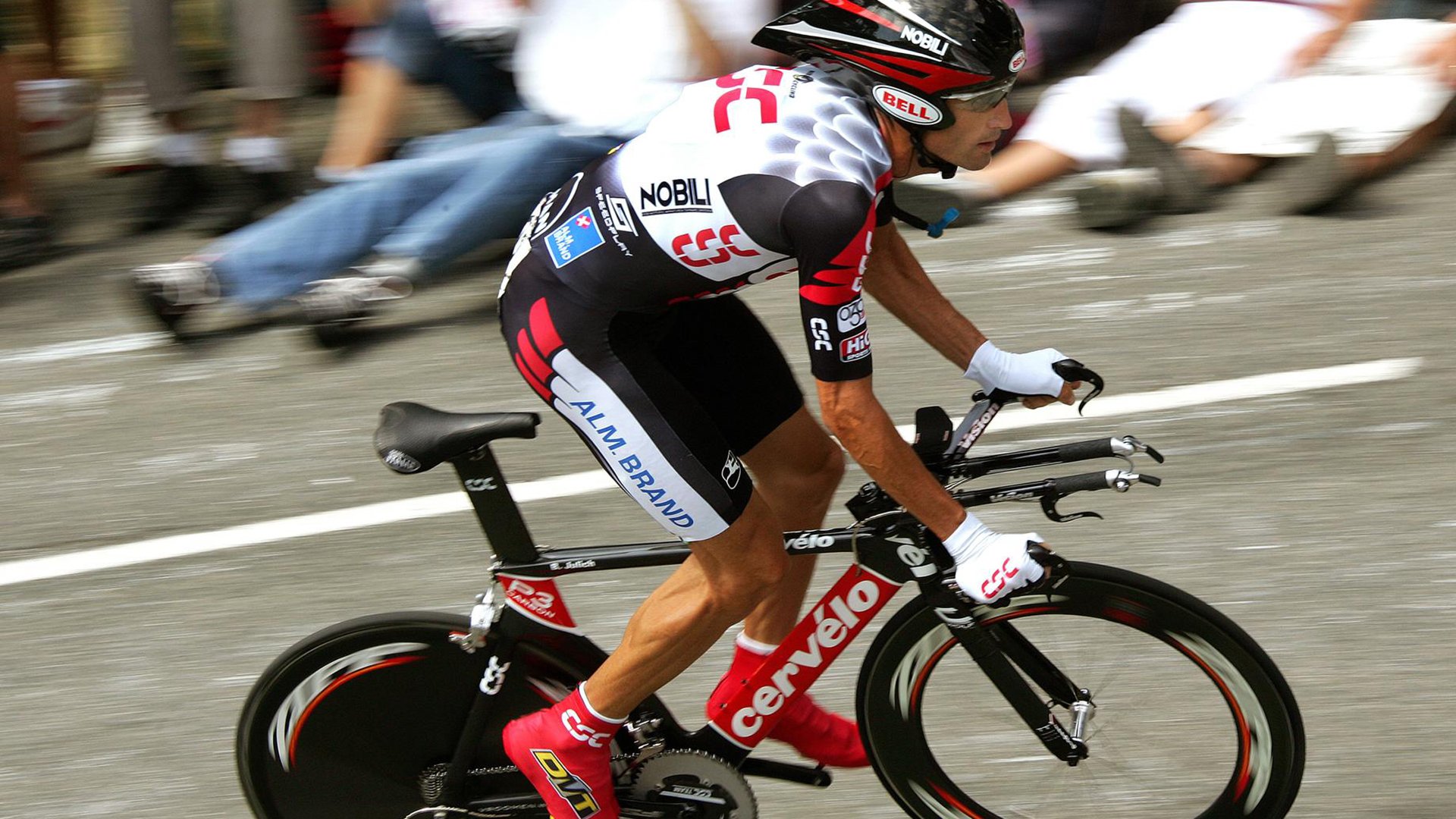 掩护后球员的节奏延续是否直接决定得分效率，掩护犯规怎么判罚